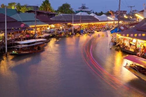 Amphawa Floating market